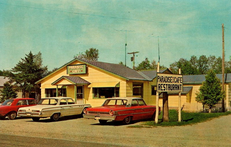 Paradise Cafe - Vintage Postcard